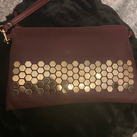 Céline Dion, red clutch - Picture 7 of 7